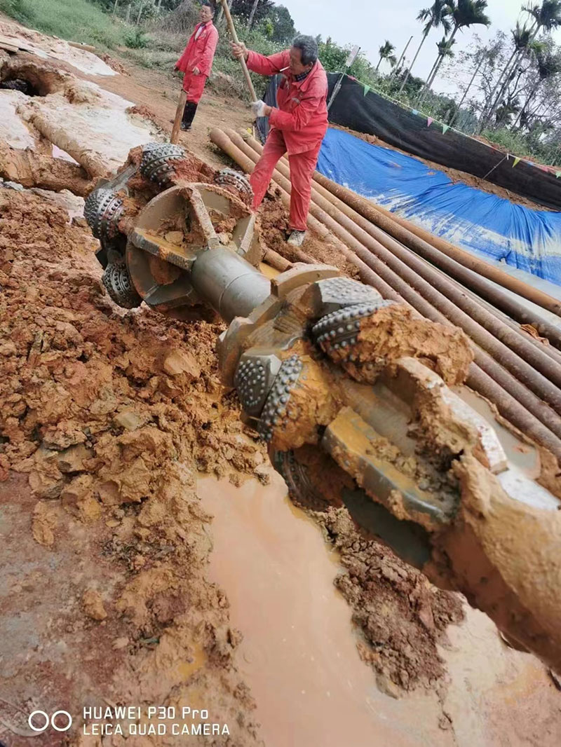 内文图1 内 文 图 1