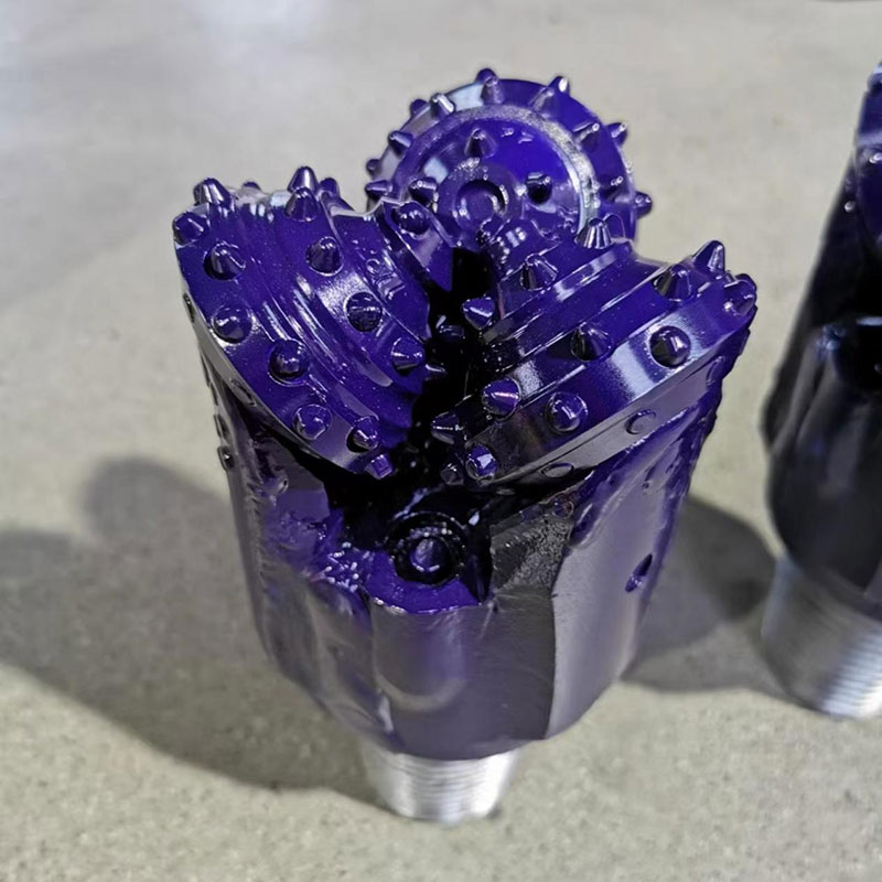 内文图3 内 文 图 3